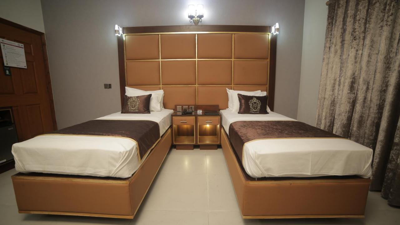 Four Squares Karachi Bed & Breakfast Exterior photo